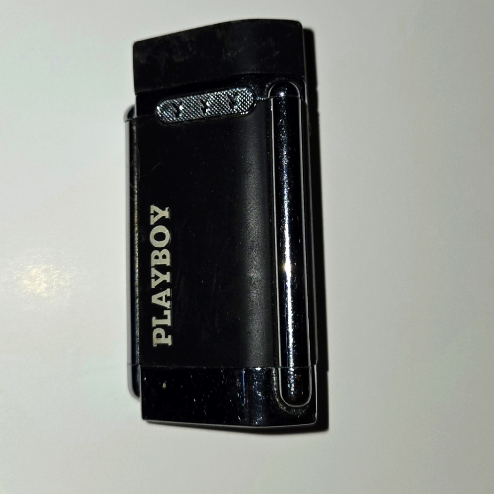 Playboy butane lighter WORKS